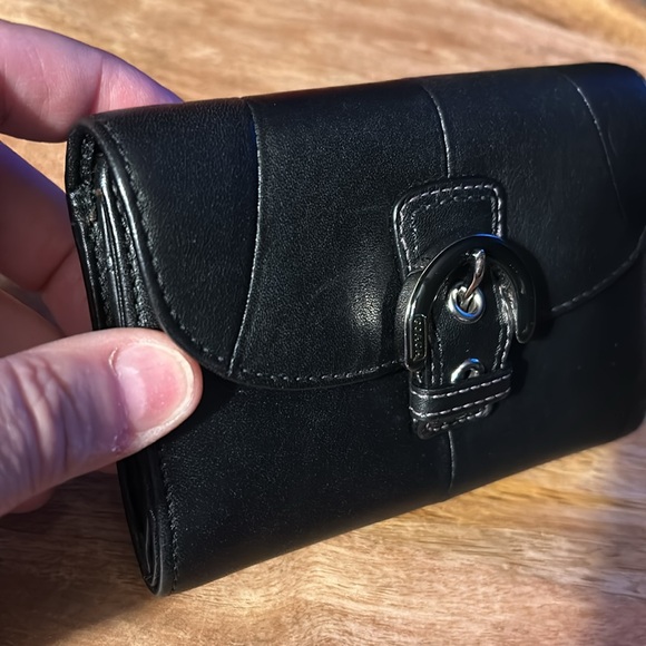 Coach - Picture 3 of 11